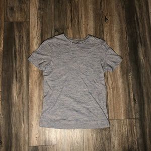 Banana Republic Light Blue Heather Style T-Shirt